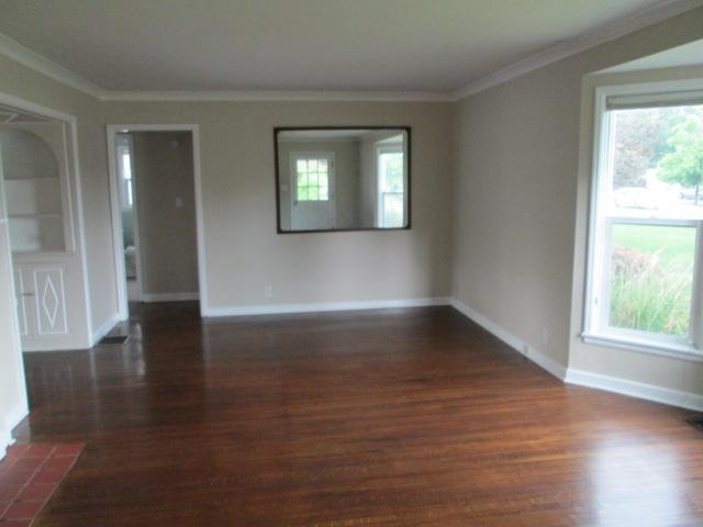 660 South High School Road Indianapolis, IN 46241 - Photo 7 of 18 Gallery Image 7