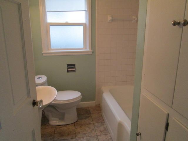 660 South High School Road Indianapolis, IN 46241 - Photo 10 of 18 Gallery Image 10