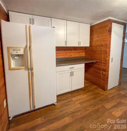 $209,900 | 813 Severt Circle, Lenoir, NC 28645