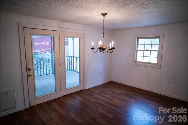 $209,900 | 813 Severt Circle, Lenoir, NC 28645