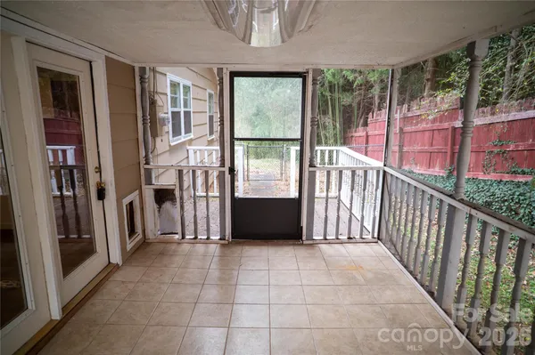 $209,900 | 813 Severt Circle, Lenoir, NC 28645