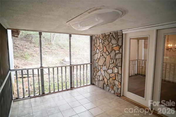 $209,900 | 813 Severt Circle, Lenoir, NC 28645