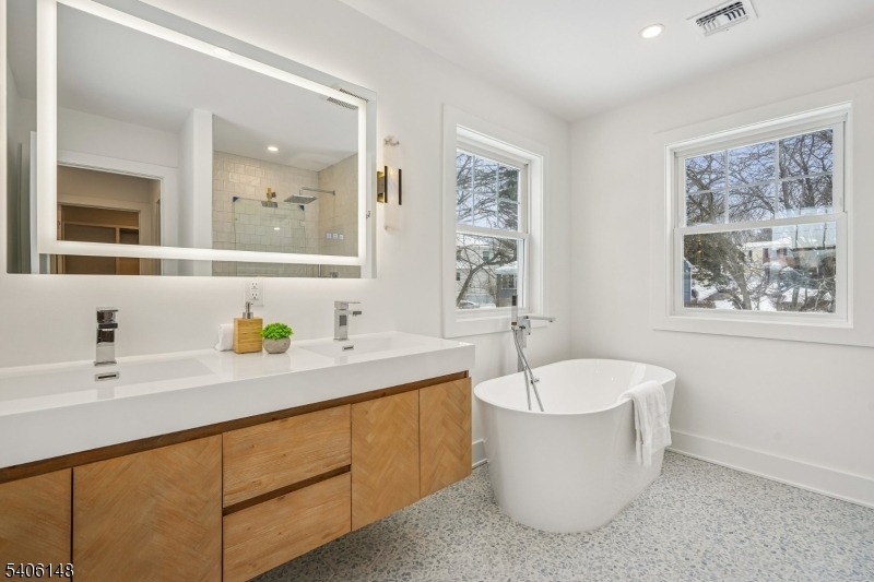 629 Hamilton Road South Orange, NJ 07079 - Photo 23 of 38