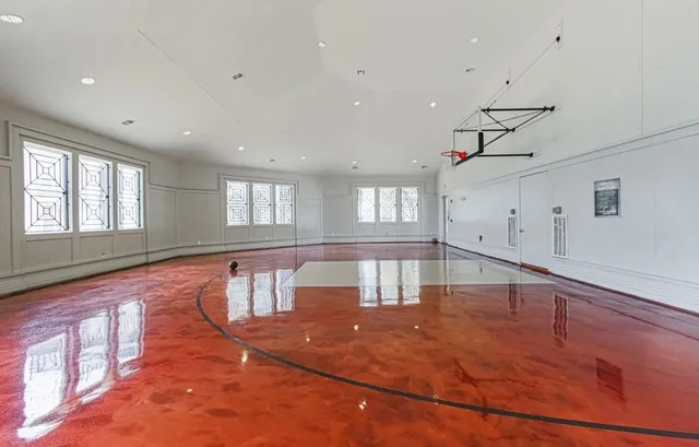 a view of a living room and kitchen