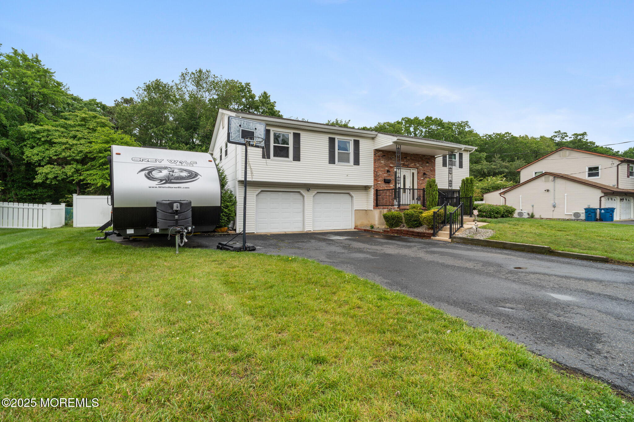 20 Sugar Bush Road Howell, NJ 07731 - Photo 3 of 63 003-original-photo
