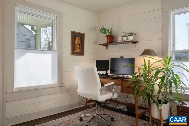 $575,000 | 349 10th Street Northwest, Charlottesville, VA 22903