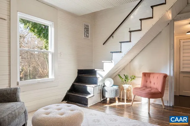 $575,000 | 349 10th Street Northwest, Charlottesville, VA 22903