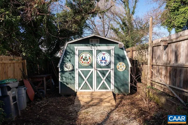 $575,000 | 349 10th Street Northwest, Charlottesville, VA 22903