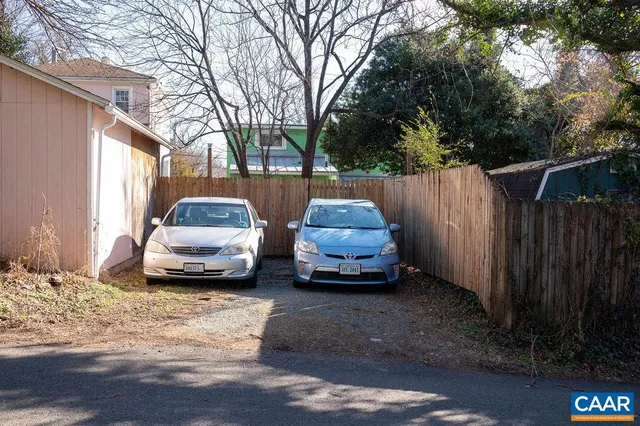 $575,000 | 349 10th Street Northwest, Charlottesville, VA 22903