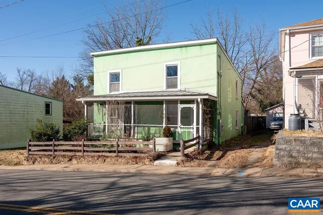 $575,000 | 349 10th Street Northwest, Charlottesville, VA 22903