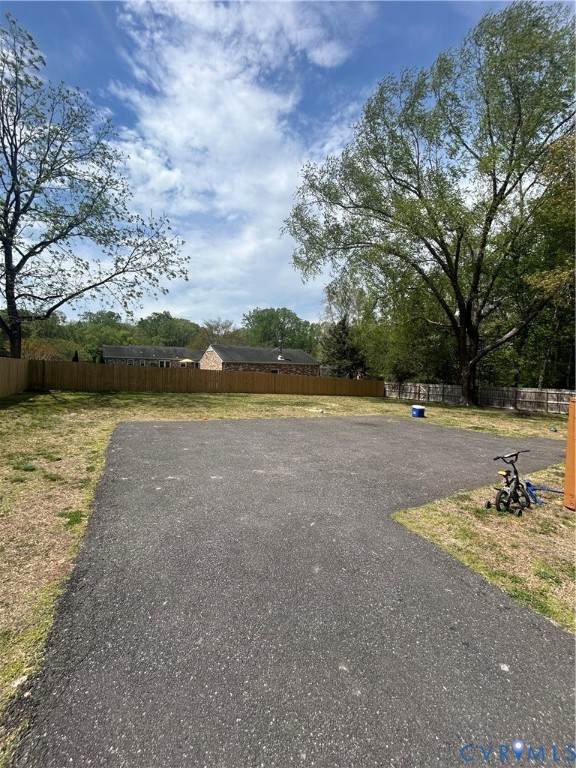6631 Rural Point Road Mechanicsville, VA 23116 - Photo 28 of 29 Oversized paved parking area