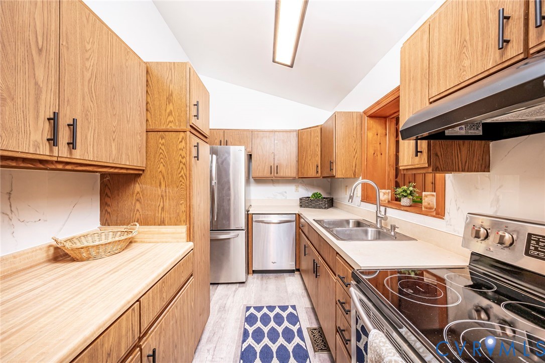 6631 Rural Point Road Mechanicsville, VA 23116 - Photo 9 of 29