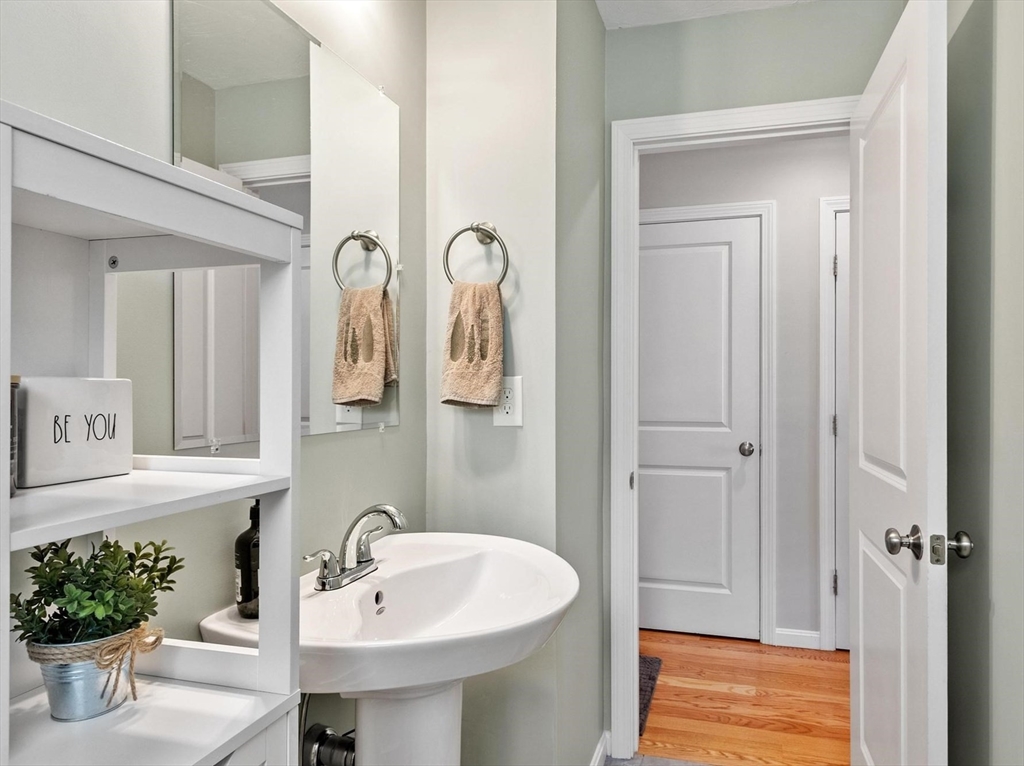 87 Riley Road, Unit 87 Tyngsborough, MA 01879 - Photo 19 of 28