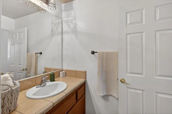 $899,900 | 525 Sherbourne Lane, Lincoln, CA 95648