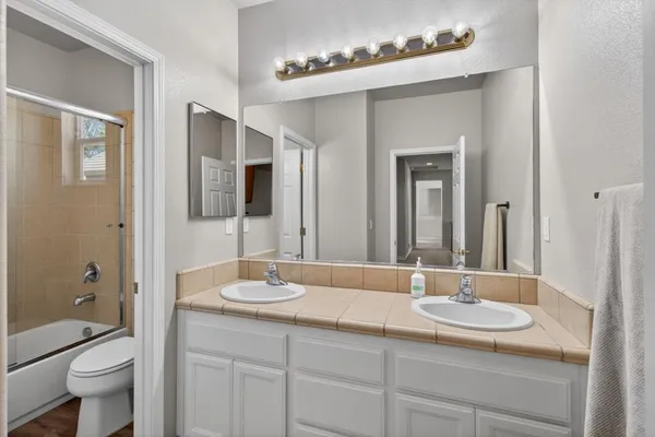 $899,900 | 525 Sherbourne Lane, Lincoln, CA 95648