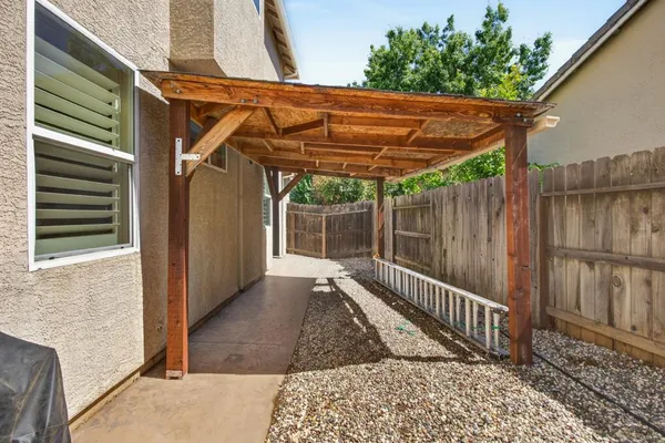 $899,900 | 525 Sherbourne Lane, Lincoln, CA 95648