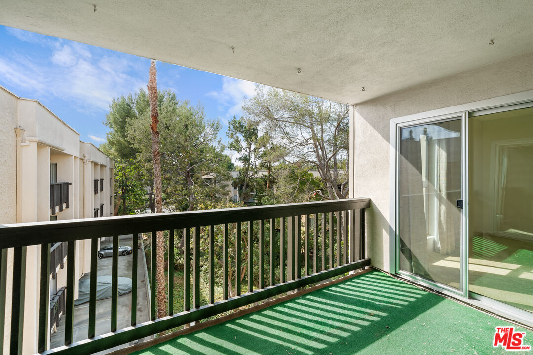 1302 Raintree Circle Culver City, CA 90230 - Photo 9 of 32 a view of a balcony