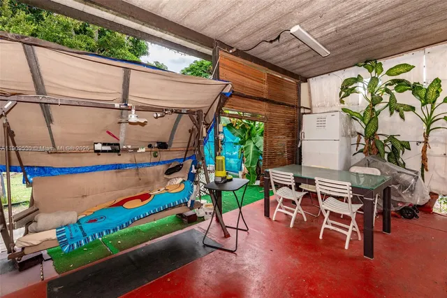 $799,900 | 811 Northwest 24th Court, Miami, FL 33125