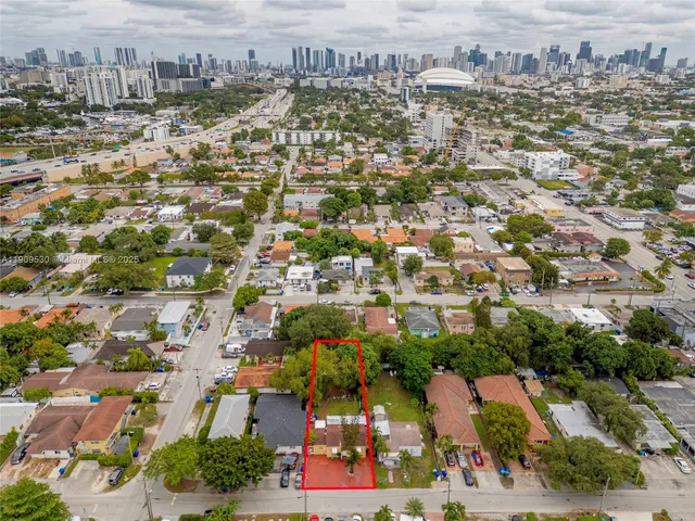 $799,900 | 811 Northwest 24th Court, Miami, FL 33125