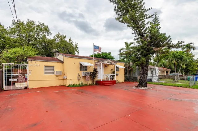 $799,900 | 811 Northwest 24th Court, Miami, FL 33125