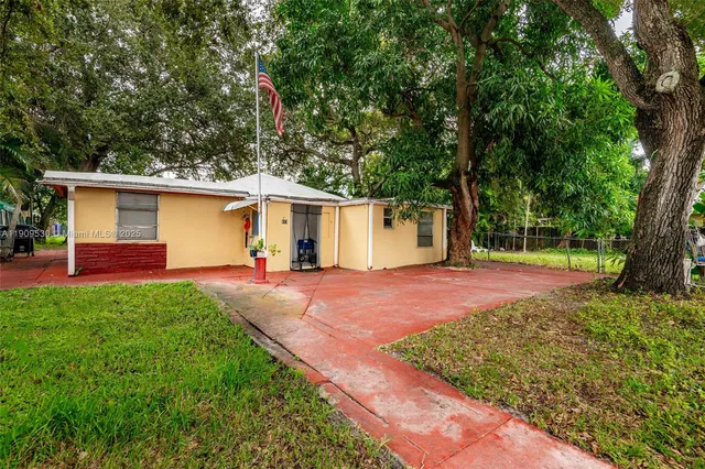 $799,900 | 811 Northwest 24th Court, Miami, FL 33125