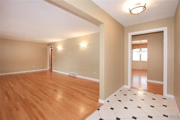 $3,200 | 101 Britain Road, Manlius, NY 13066