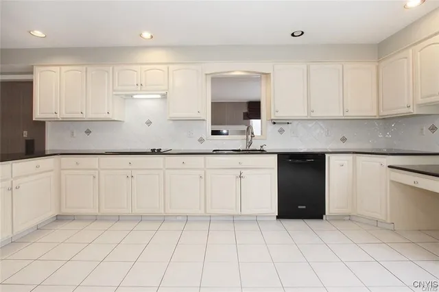 $3,200 | 101 Britain Road, Manlius, NY 13066