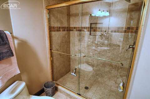13147 Log Cabin Fenton, MI 48430 - Photo 24 of 38 20438743-23.JPG