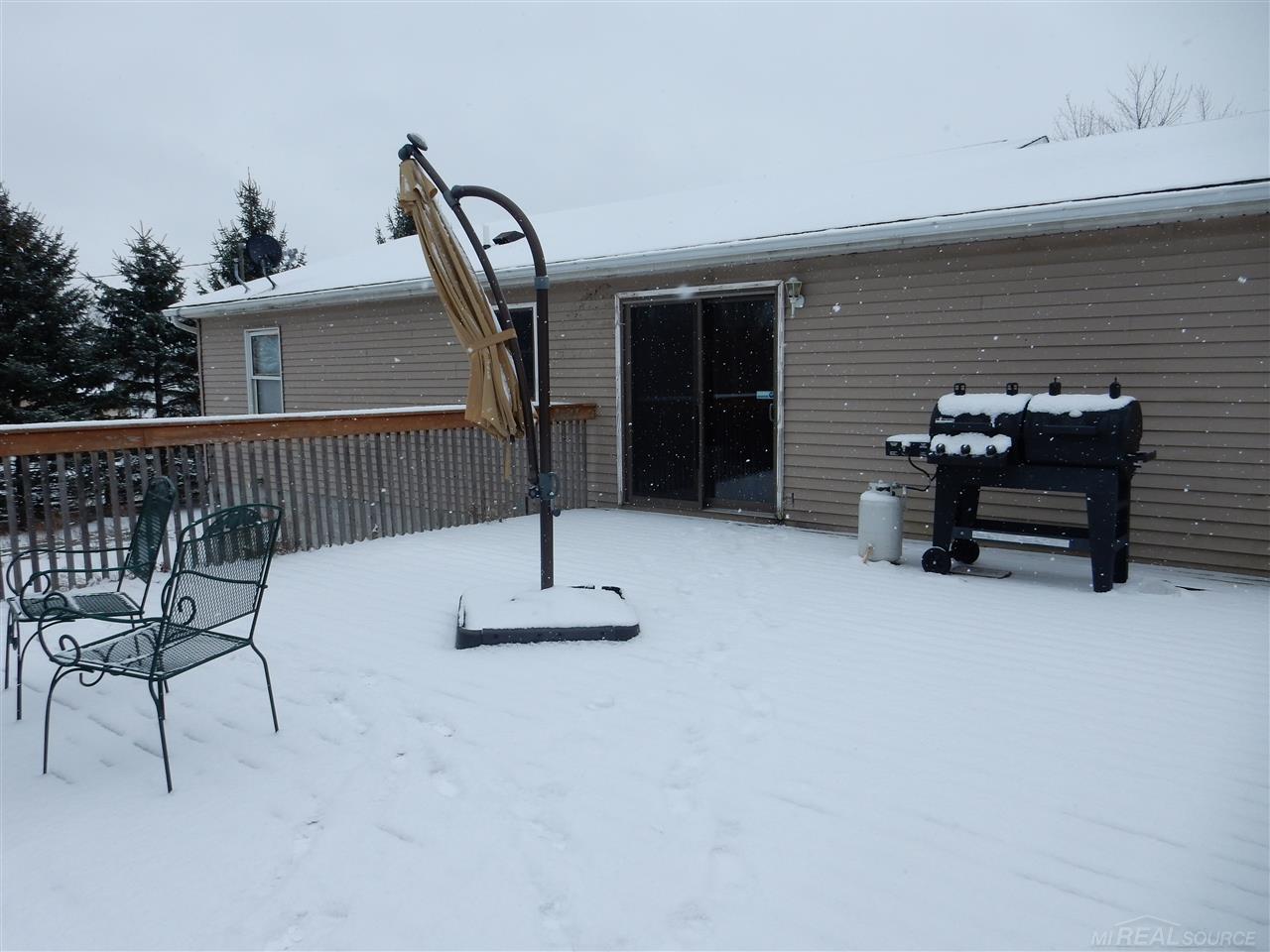 4112 Church Perry, MI 48872 - Photo 32 of 39 31277651-31.JPG