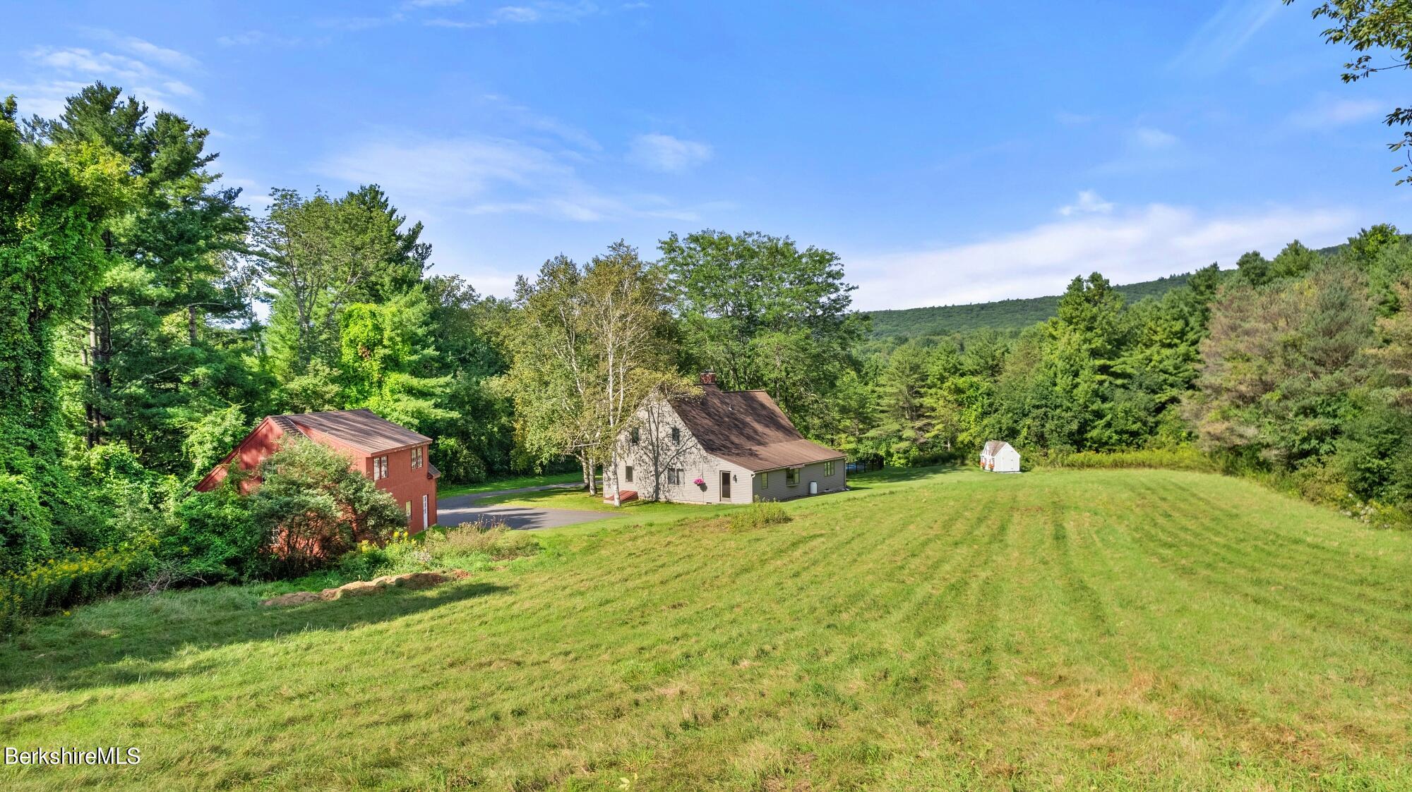 16 Interlaken Road Stockbridge, MA 01266 - Photo 3 of 42