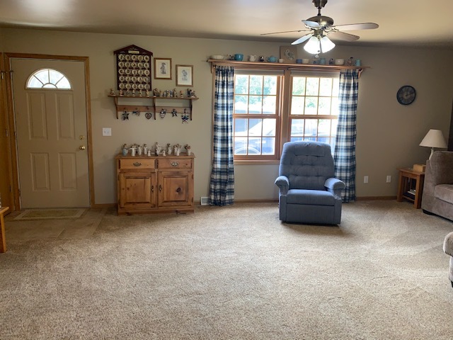1303 Steward Road Steward, IL 60553 - Photo 3 of 33