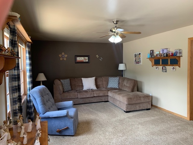 1303 Steward Road Steward, IL 60553 - Photo 5 of 33