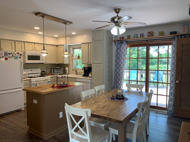 1303 Steward Road Steward, IL 60553 - Photo 6 of 33