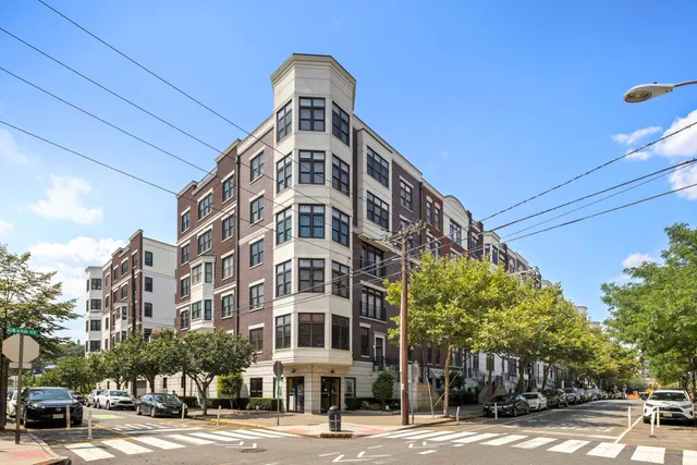 $825,000 | 1200 Grand Street, Unit 418, Hoboken, NJ 07030