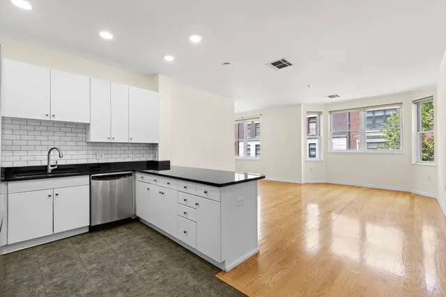 $825,000 | 1200 Grand Street, Unit 418, Hoboken, NJ 07030