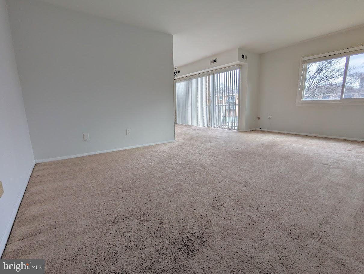 2903 Charing Cross Road, Unit 7 Falls Church, VA 22042 - Photo 2 of 16