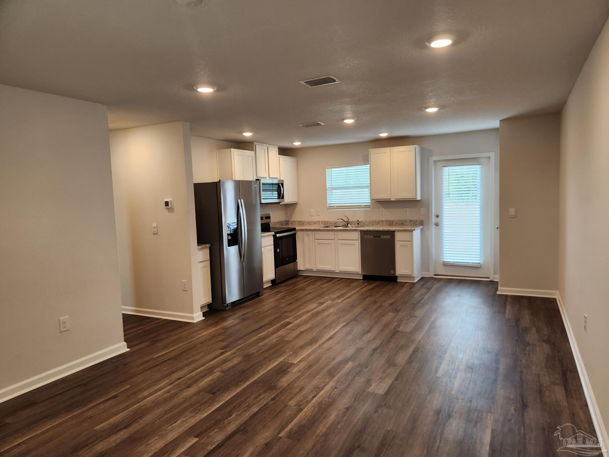 6179 June Bug Drive Milton, FL 32583 - Photo 4 of 28