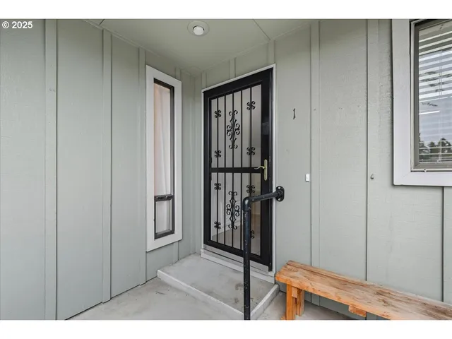 a view of an entryway