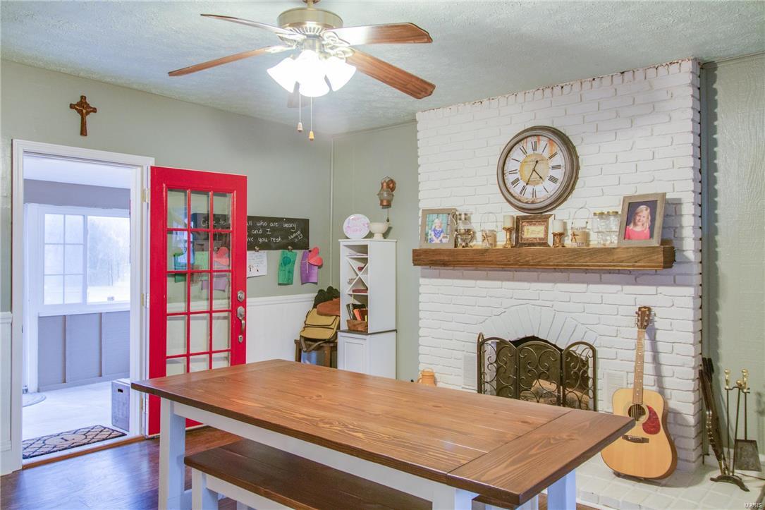 4485 Schmidt Road Brighton, IL 62012 - Photo 10 of 36