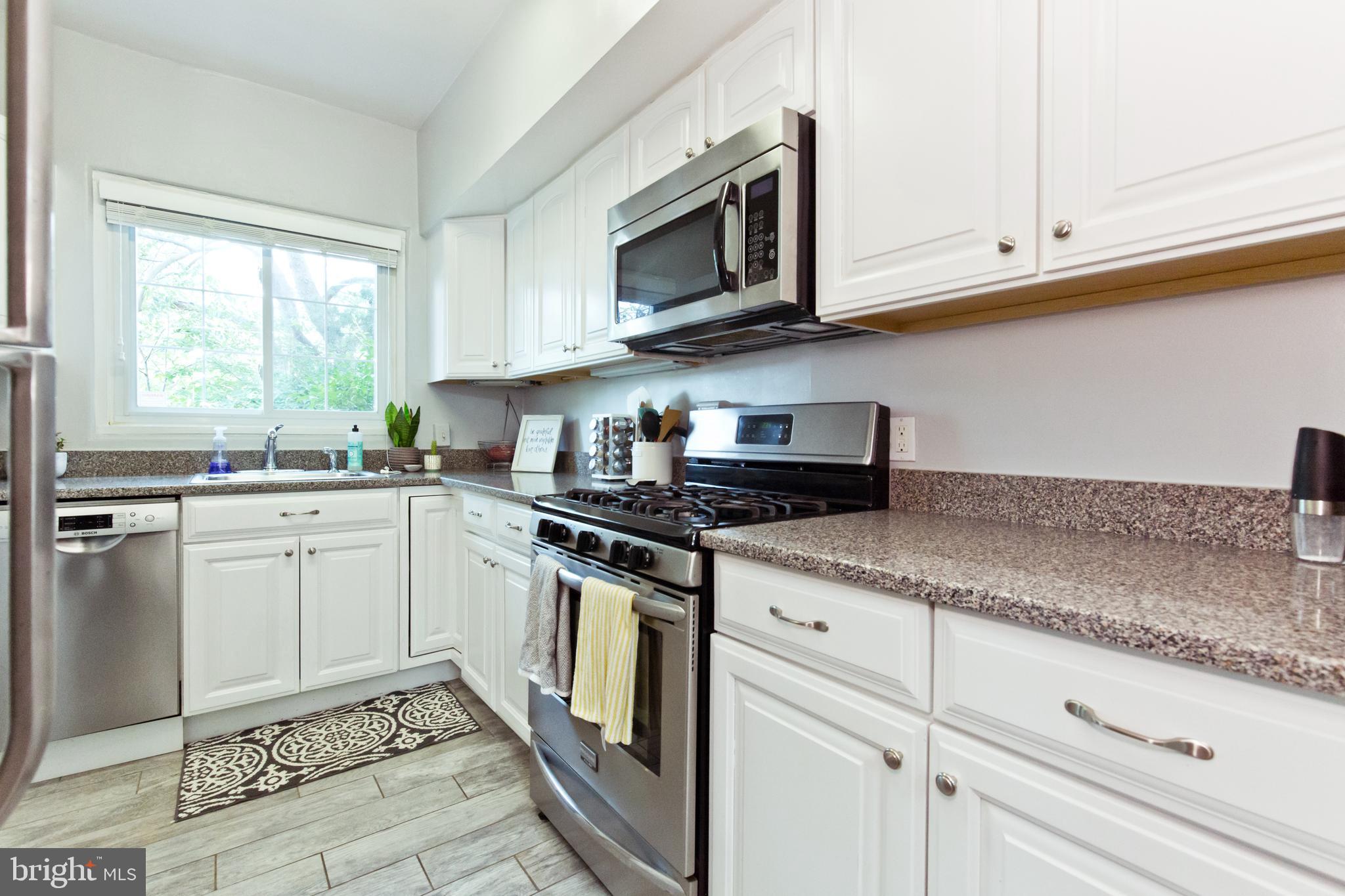 3245 Gunston Road Alexandria, VA 22302 - Photo 10 of 30