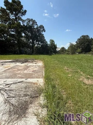 $29,000 | 801 Westfield Drive, Denham Springs, LA 70726