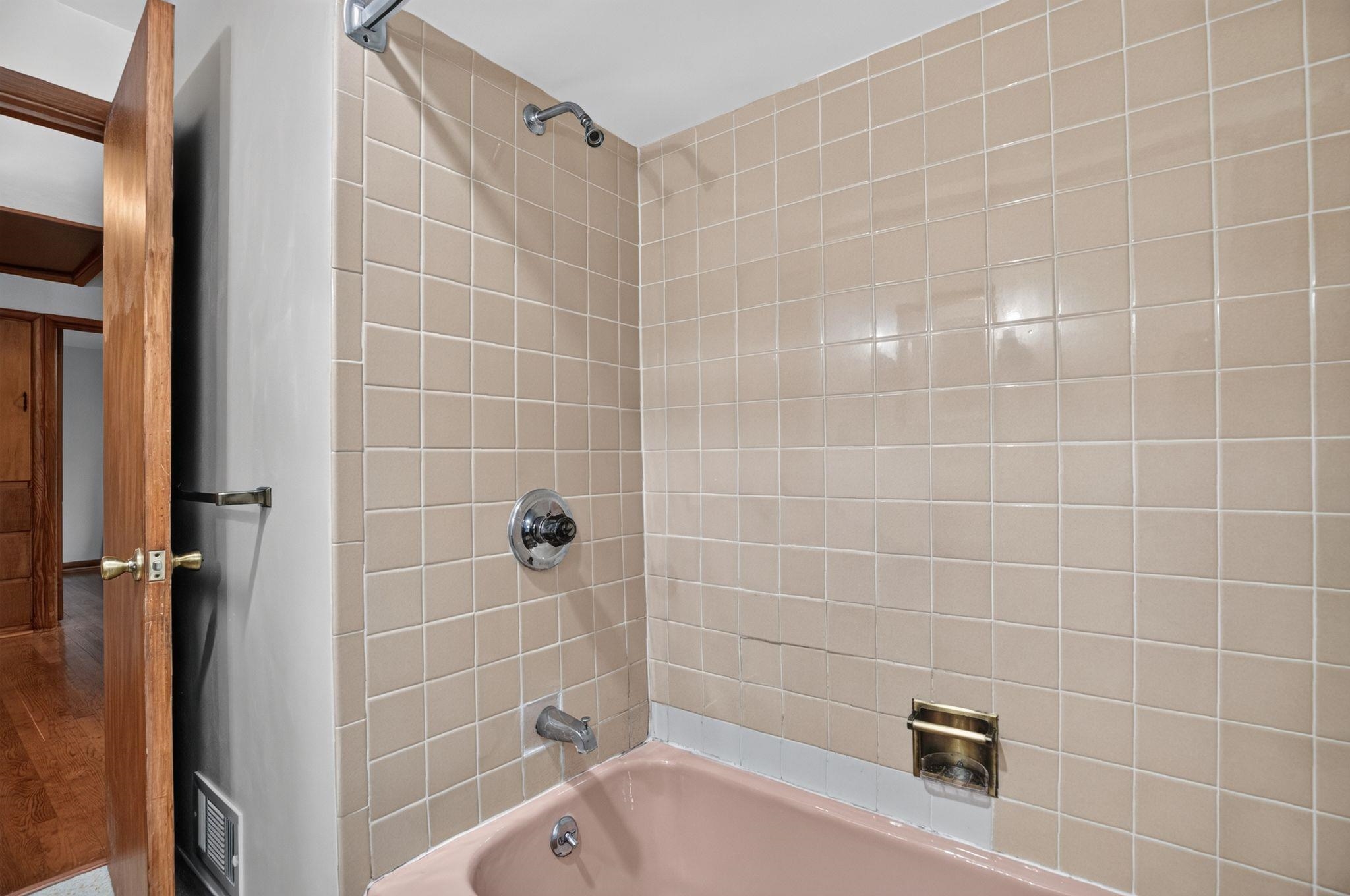 926 East Byrd Street Appleton, WI 54911 - Photo 16 of 34