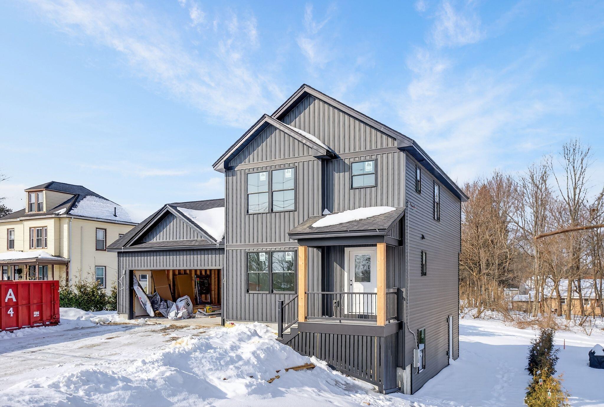 447 Main Street South Portland, ME 04106 - Photo 2 of 33 1_DSC06495