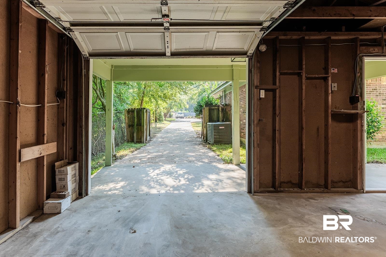 4626 Gold Drive Mobile, AL 36619 - Photo 43 of 48 View of garage