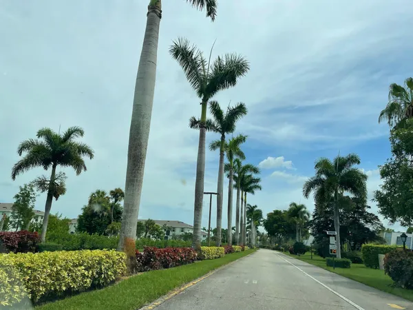 $2,300 | 4539 Luxemburg Court, Unit 202, Lake Worth, FL 33467