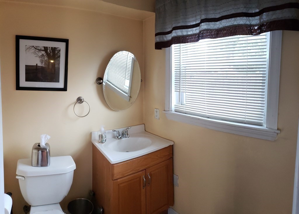144 Old Ferry Road, Unit E Haverhill, MA 01830 - Photo 16 of 22 Gallery Image 16