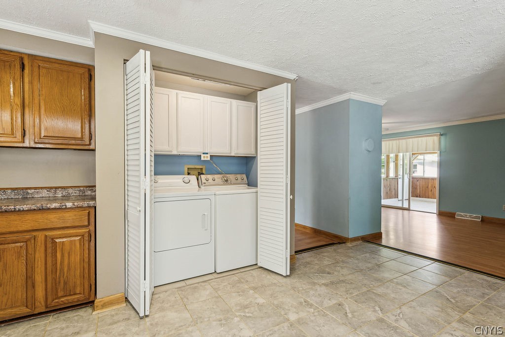 384 Kingdom Road Volney, NY 13126 - Photo 13 of 49