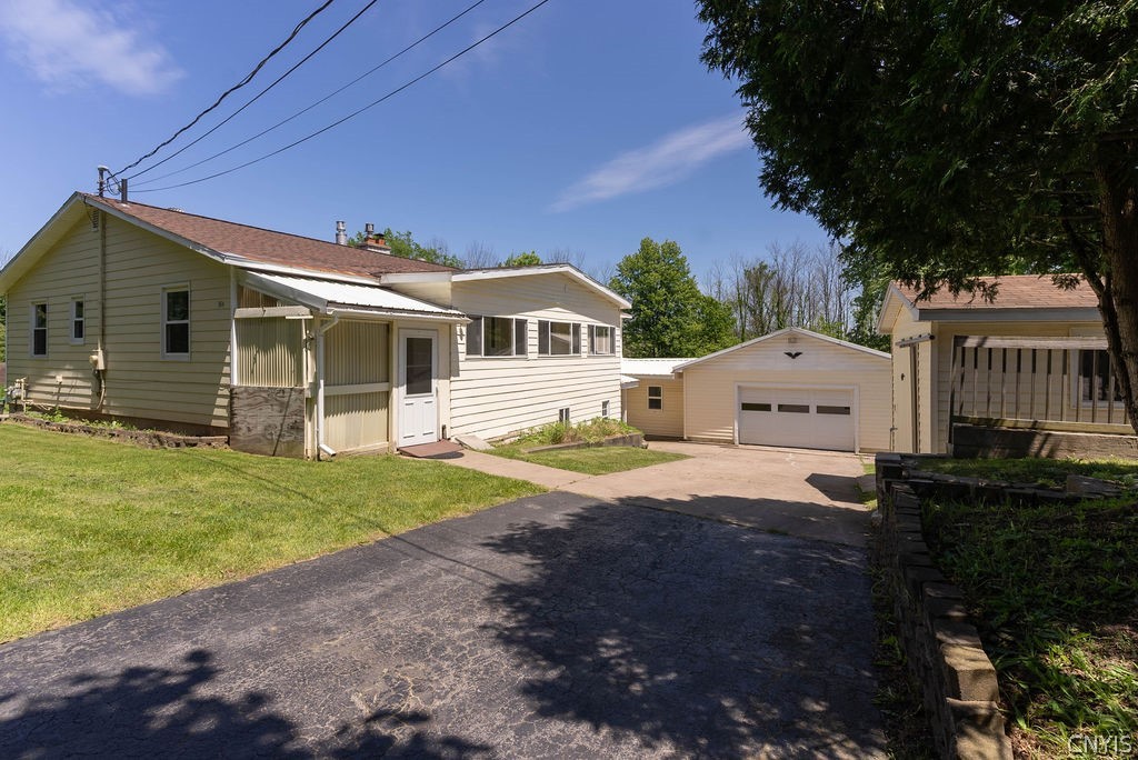 384 Kingdom Road Volney, NY 13126 - Photo 2 of 49