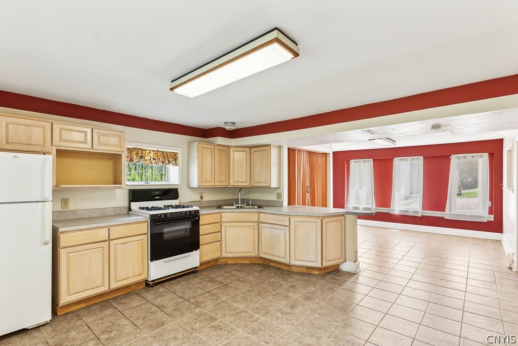 384 Kingdom Road Volney, NY 13126 - Photo 31 of 49