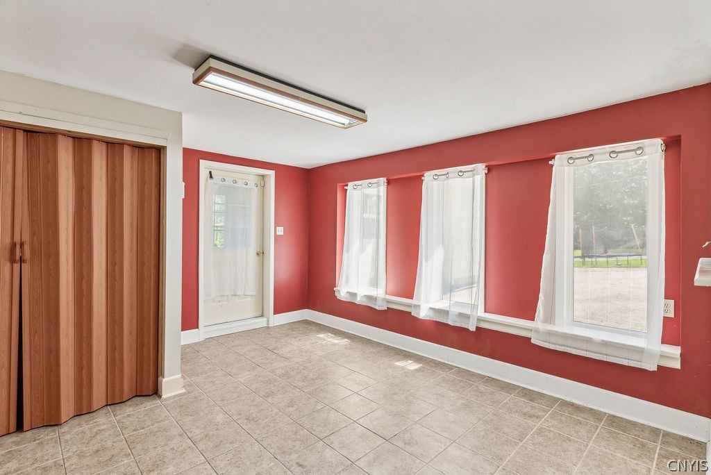 384 Kingdom Road Volney, NY 13126 - Photo 33 of 49